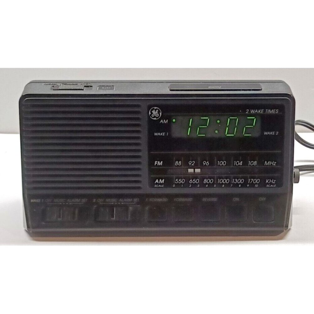 Vintage GE Alarm Clock AM/FM Radio Model 7-4648B